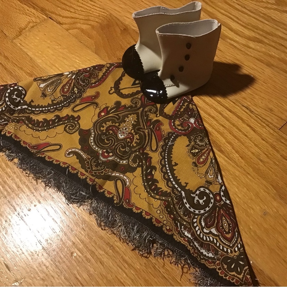 Rebecca’s original scarf & hat